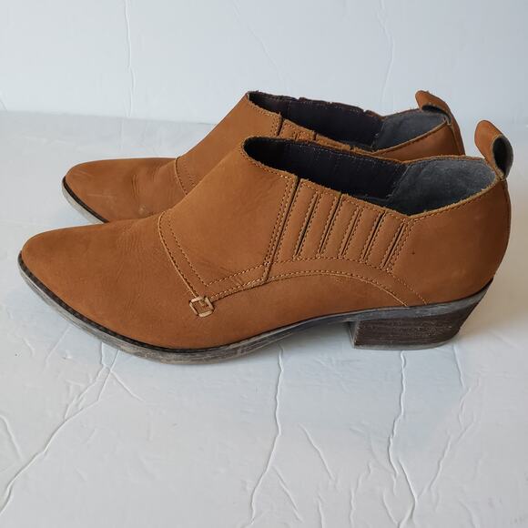 Steve Madden Auckland Western Style Leather Ankle Boots Size 7.5 - Picture 4 of 10